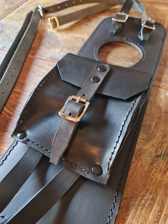 Moto Guzzi V7 III STONEレザータンクベルト。タンクトップ。ブラック