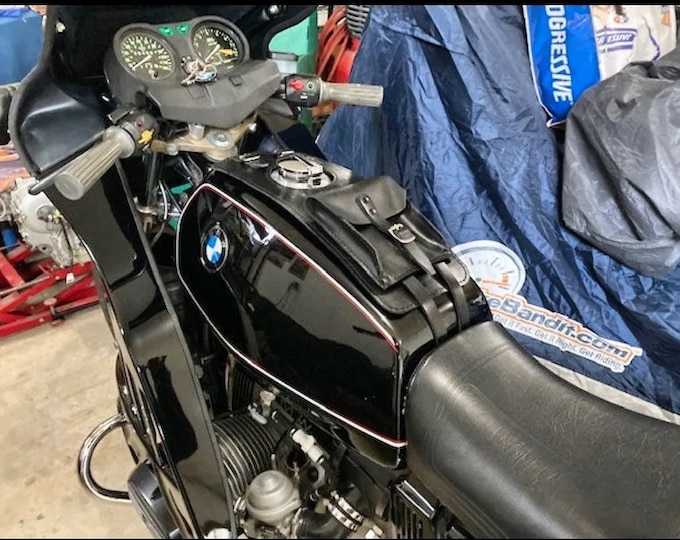 BMW R 100 R80 R45 R65. Tank strap. Tuscan leather. Hand made in Italy.