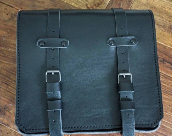 BLACK leather motorcycle bag with Unit Garage quick realase system support for Bmw R nine T and similar