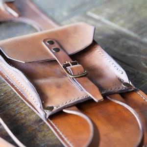 Mutt Akita 125 and Mutt Razorback Tank Belt and Documents Holder Bag ...