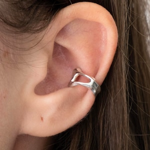 Abstract Ear Cuff No Piercing, Sculptural Sterling Silver Conch Earring, Modern Thick Ear Wrap for Stacking