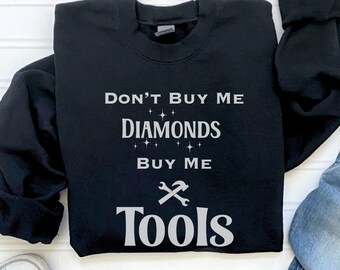 Camiseta feminista DIY para manitas: un regalo empoderador para soldadores, mecánicos, electricistas y carpinteros.