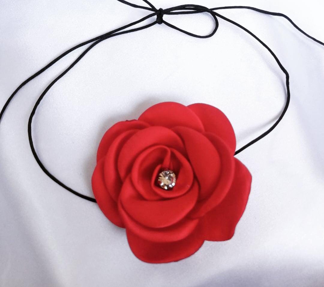 Sparkling Floral Choker Necklace Set