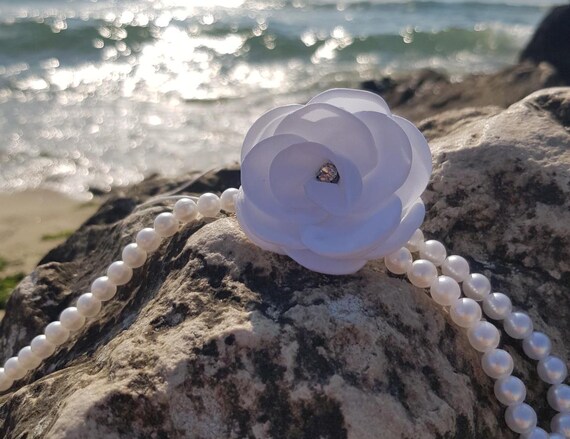 Pearl Rose Choker: Modern Flower Necklace - Etsy