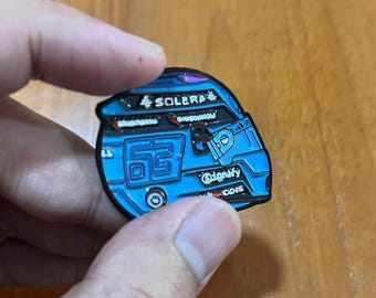 George Russell 2026 F1 Helmet Pin Badge Unique Gift for F1 Collector