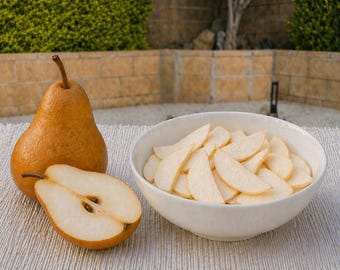 Freeze Dried Bosc Pear Slices, Crunchy Fruit Snack, Healthy Camping Food
