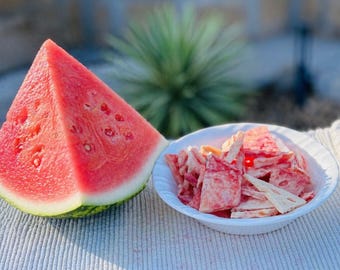 Freeze Dried Watermelon Slices, Crispy Seedless Fruit Snack, Healthy Treat