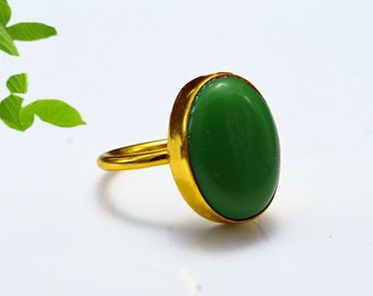 Anillo de ónix verde hecho a mano: joyería de plata bañada en oro de 18 quilates