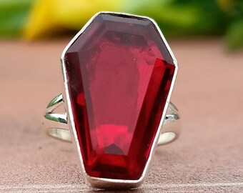 Roter Granat Sarg Ring: Handgemachter Boho Schmuck aus 925 Sterlingsilber