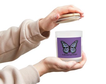 Butterfly Frosted Glass Candle: Vanilla Cinnamon Scent, Maple Lid