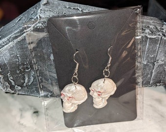 Gothic weißen Schädel baumelnde Ohrringe/Strumpffüller