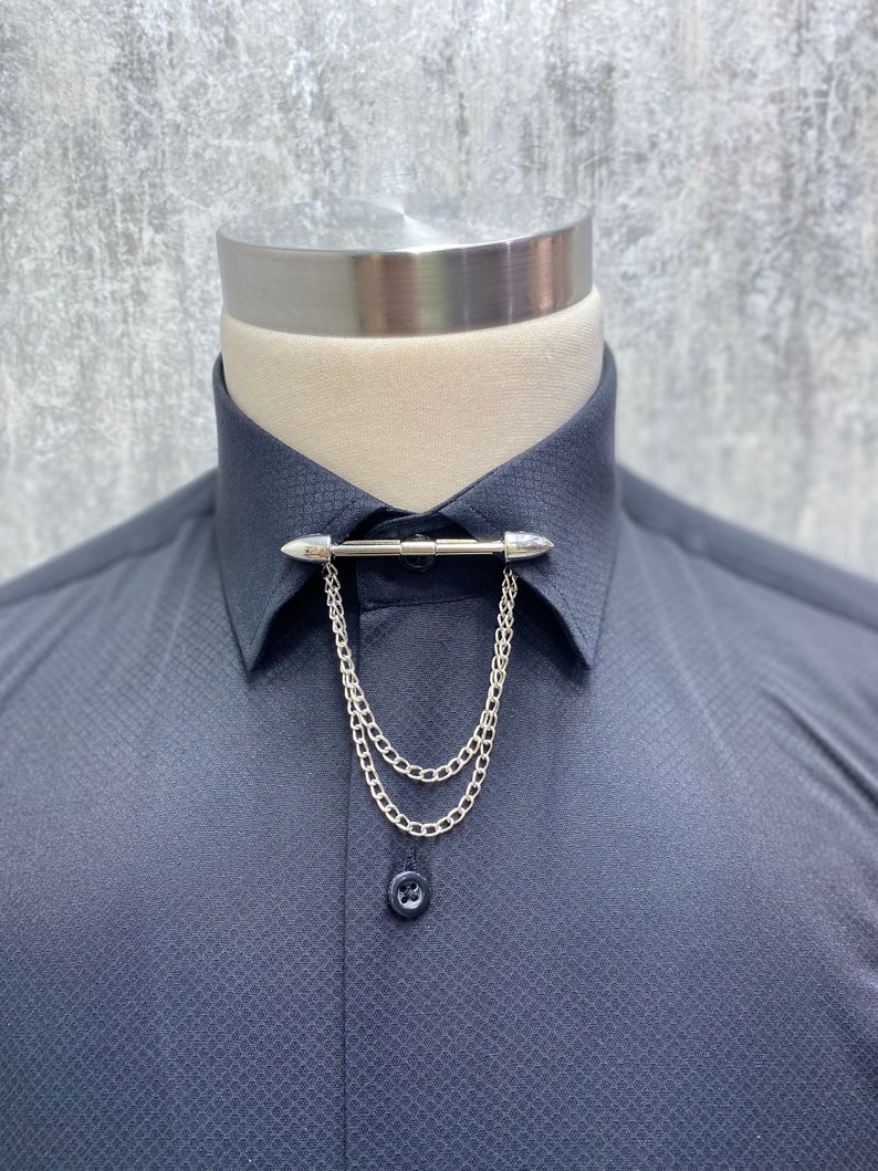 collar bar shirt with tie