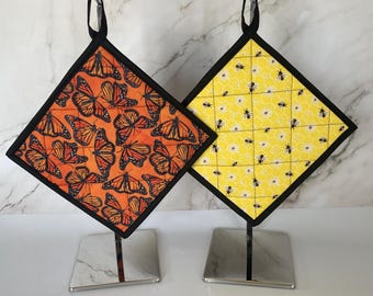 Agarrador de ollas acolchado hecho a mano, Agarrador de ollas mariposa, Agarrador de ollas abeja, Guante de horno, Salvamanteles, Agarrador de ollas abeja, Imprescindible en la cocina, Regalo de cocina
