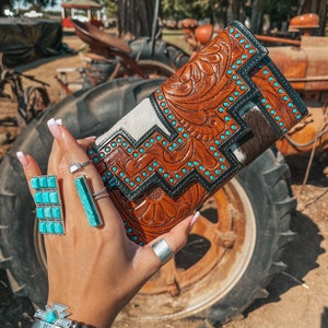 La cartera Darlene, un Haute Southern Hyde de Beth Marie, exclusiva piel de vaca