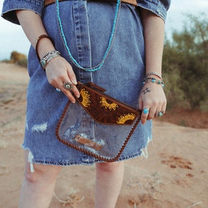 The Sunflower Fields Clear Bag, a Haute Southern Hyde by Beth Marie Exclusive image 8