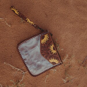 The Sunflower Fields Clear Bag, a Haute Southern Hyde by Beth Marie Exclusive image 2