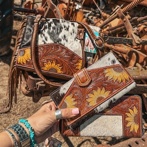 The Avery Sunflower Purse, Concealed Carry, A Haute Southern Hyde by Beth Marie Exclusive Cowhide image 7