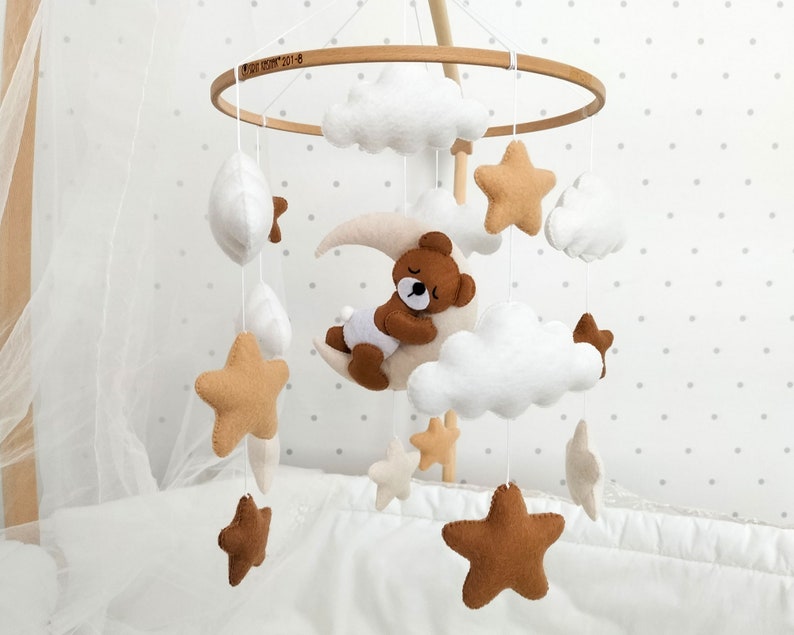 Baby Mobile with Sleeping Bear, Baby Bear Mobile, Boho Baby Mobile, Baby mobile neutral, Crib stars clouds Mobile, Felt hanging mobile zdjęcie 2