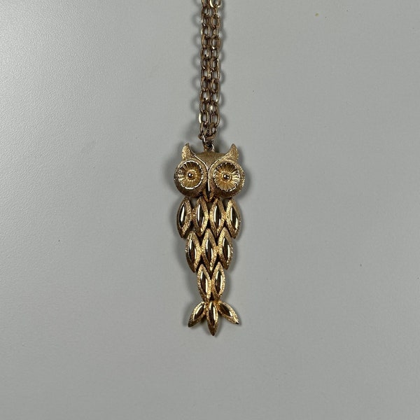 Vintage 70s Chain Articulated Owl Pendant Gold Tones Stamped Avon Add 2 your Owl Collection Collectable Jewelry Large Dangle Hinged Necklace