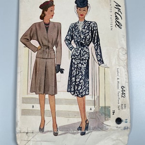 McCalls 6442 (1946) Misses Suit Jacket and Front Pleated Skirt. So 40s size 12 bust 30” 4 piece shoulder pad Pattern. Learn Sewing Pattern