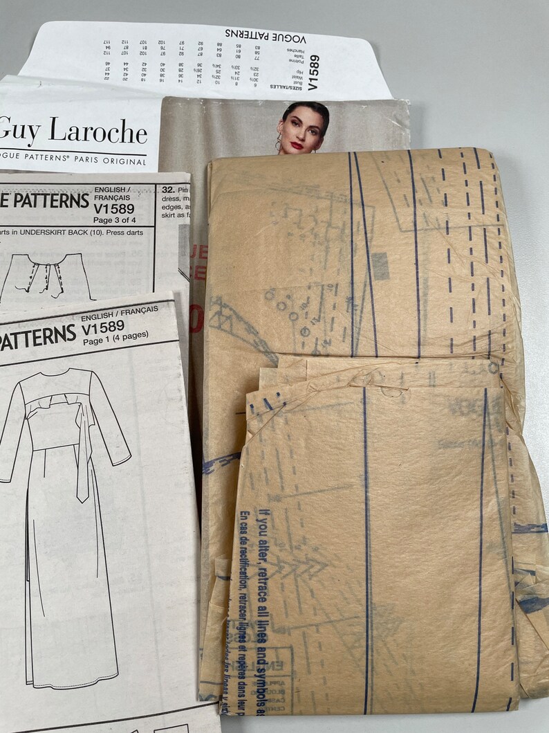 Vogue V1589 FF Uncut Advanced Sew. Misses Petite Dress. Close Fitting ...