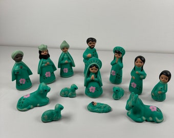 Free Shipping! 14 piece Nativity Scene set Hand made made in Mexico