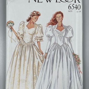 Könnte beinhalten: Ein Vintage-Schnittmuster für ein Hochzeitskleid. Das Schnittmuster ist für die Größen 6-18 und heißt "New Look" 6540. Das Schnittmuster zeigt zwei verschiedene Stile von Hochzeitskleidern, beide mit langen Ärmeln und weiten Röcken.