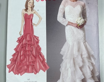 Vogue V1495 FF Advanced Misses Petite Dress. Underlined lined dress fitted through hips Princess seams. Boned. Long or shorter. 6,8,10,12,14