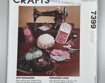 McCall's 7399 FF Uncut sew organizers needle vase, sewing pouch, eyeglass vase, tote, At least dozen items to make. Sew for fun or profit.