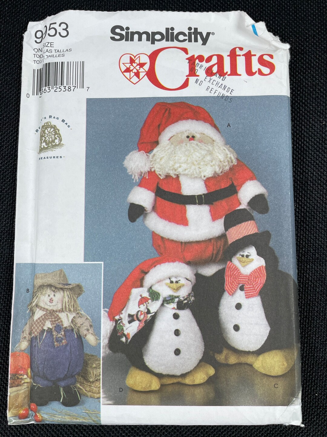 その他 9 Simplicity 9953 FF Uncut. Year Round Crafting. Penguins