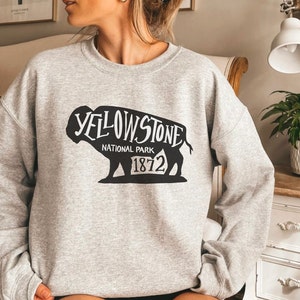 Yellowstone Buffalo Crewneck, National Park est 1872 Sweatshirt, Wyoming Traveler Gift, Hiking Present