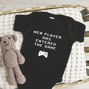 Nowy gracz wszedł do gry Onesie, Gamer Baby Announcement Onesie, Nerdy Baby Onesie, Baby Game Night Onesie
