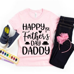Happy Father Day Daddy Printed T-Shirt - Fun and Stylish Dad Clothing - Modern / Trendy Graphic Cotton Tee - Round Neck Summer Shirts