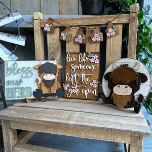 Bandeja escalonada de primavera con diseño de vaca de las Tierras Altas, decoración de vaca de las Tierras Altas, letreros de vaca de las Tierras Altas, bendice a esta manada, mini letreros, decoración de granja