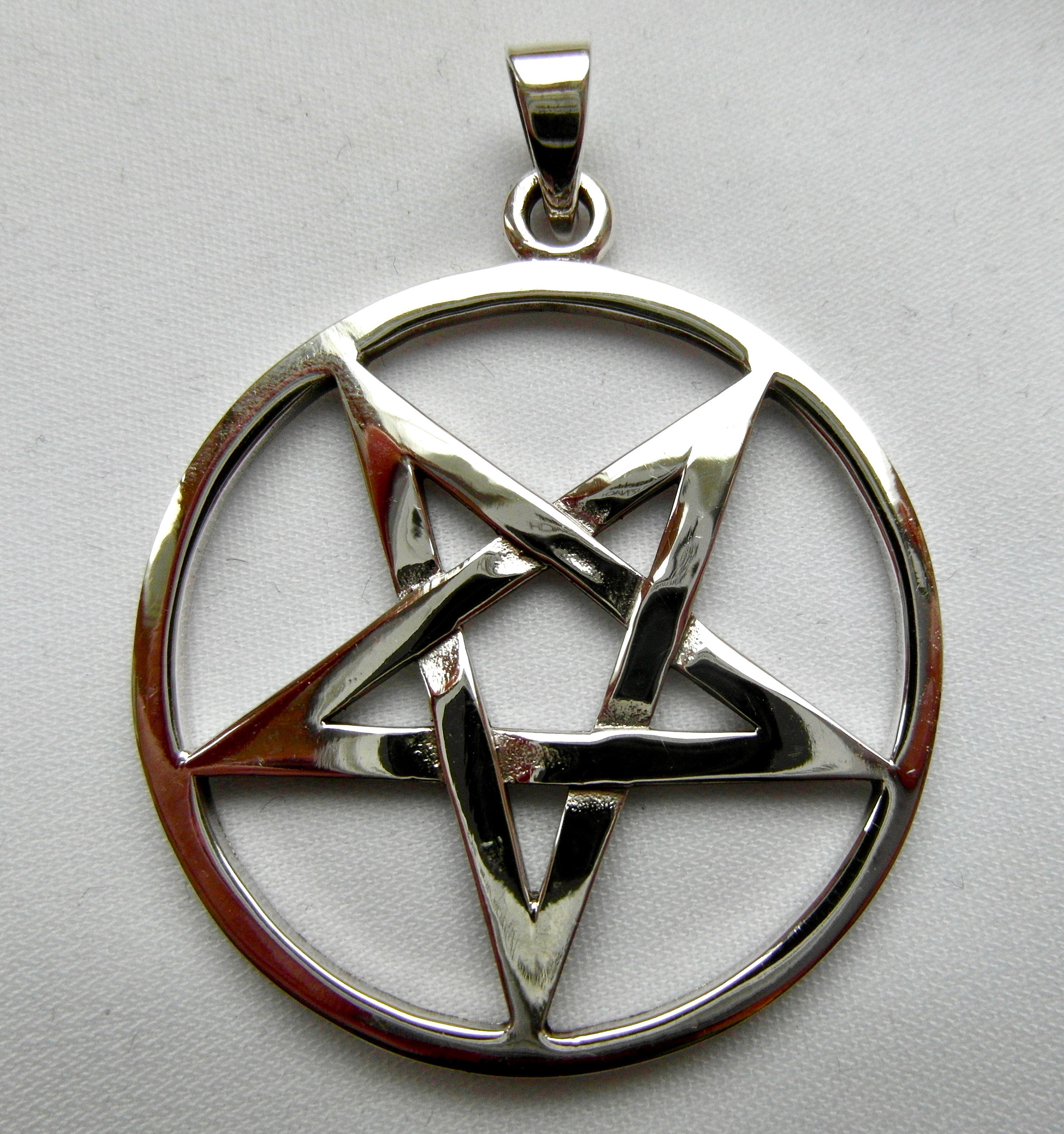 Sterling  Silver  925  Upside  Down  Pentagram  Large  Pendant     (38 MM Diameter)