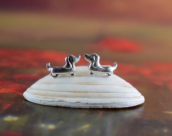 Sterling  Silver  925  Dachshund  Ear  Stud  Earrings  With  Sterling  Silver  925  Butterfly  Backs