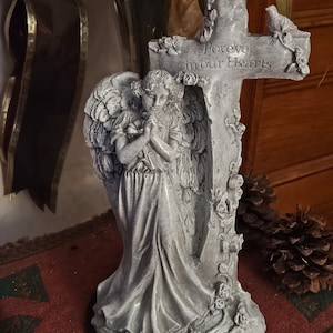 Hand-Painted Concrete Angel Statue: Memorial Garden Decor
