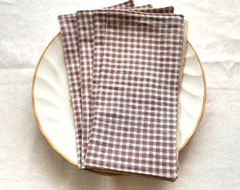 Cloth napkins, Set of 4, Holiday napkins, Plaid napkins, Christmas napkins, Reusable, Ecofriendly, Zero waste, Low waste, Vintage, Upcycled