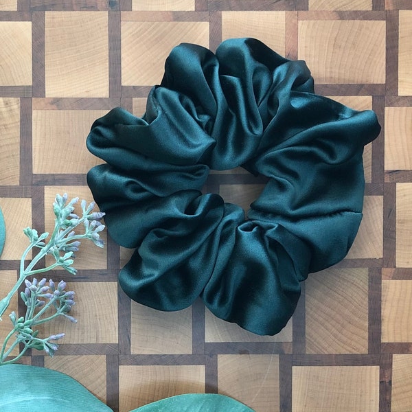 Dark Green Silk Scrunchie, Green Silk scrunchie, Silk Scrunchy, scrunchies, hair tie, hair scrunchy, Big Hair, Gift for Her, Bridesmaid