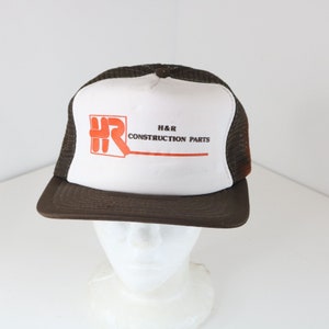 Speedway Men&#39;s Classic Adjustable Trucker Hat Cap