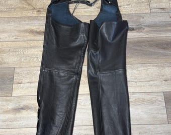 Bikers Leather Stuff Brand Black Leather Motorcycle Chaps Size XL