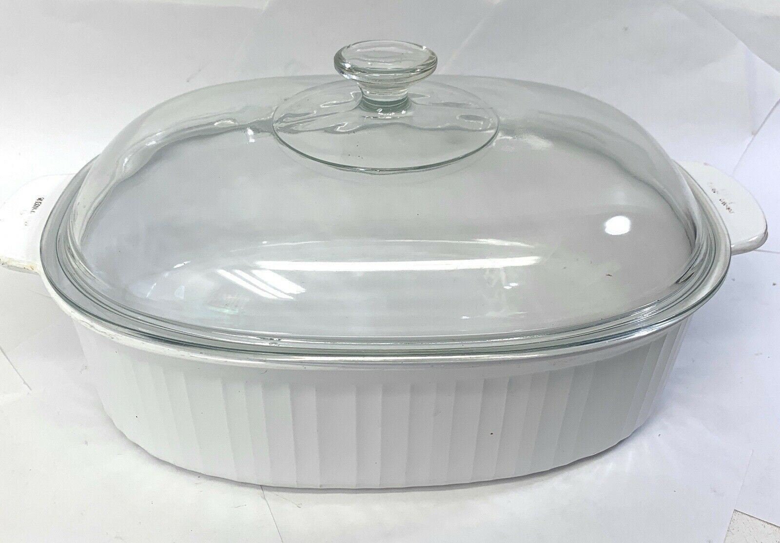 A RARE FRENCH WHITE F-4-B OVAL ROASTER 