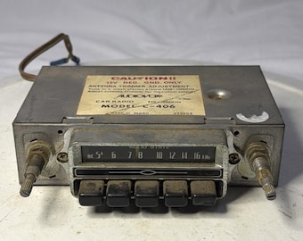 Autorradio Audiovox C-406 fabricada en Japón