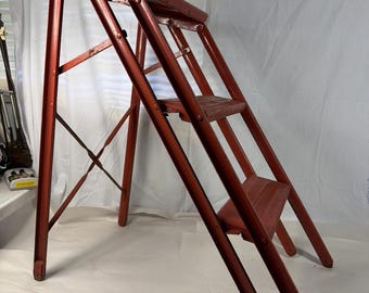 VTG Folding Step Stool Retro Mid Century Ladder metal Red Farmhouse Decor1970’S