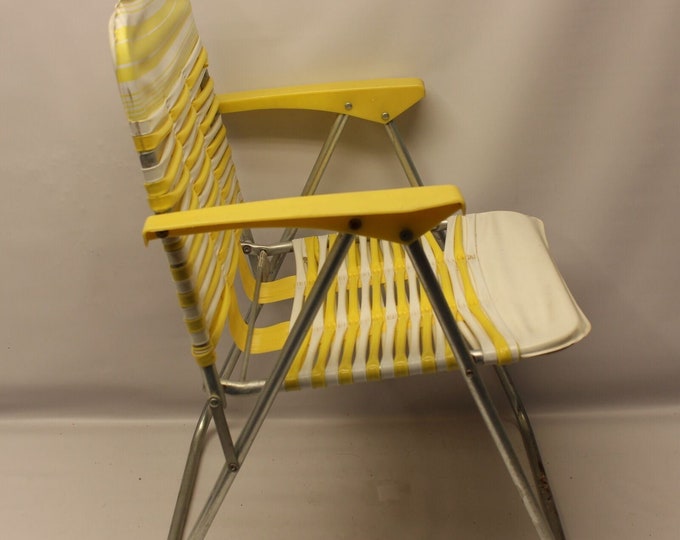 Vintage Folding Plastic Lawn Chair Aluminum Pvc Tubing Etsy