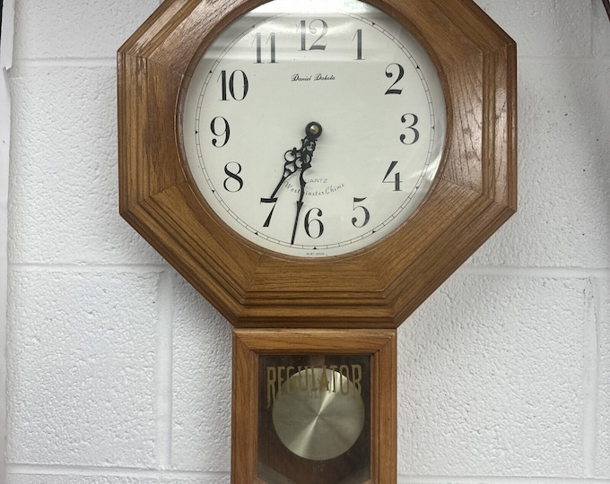 Daniel Dakota Quartz Westminster Chime Pendulum Wood Wall Clock TESTED