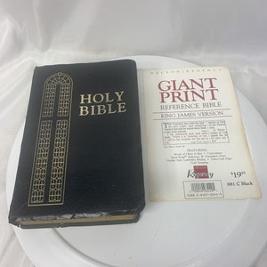 Nelson Regency Holy Bible King James Version GIANT PRINT Red