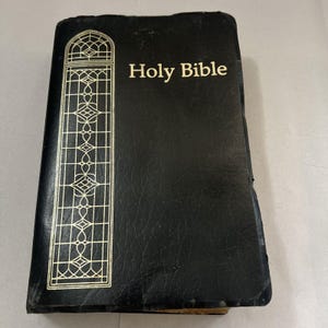 Santa Biblia, letra gigante, versión King James, letra roja, Nelson Regency 881c, 1990