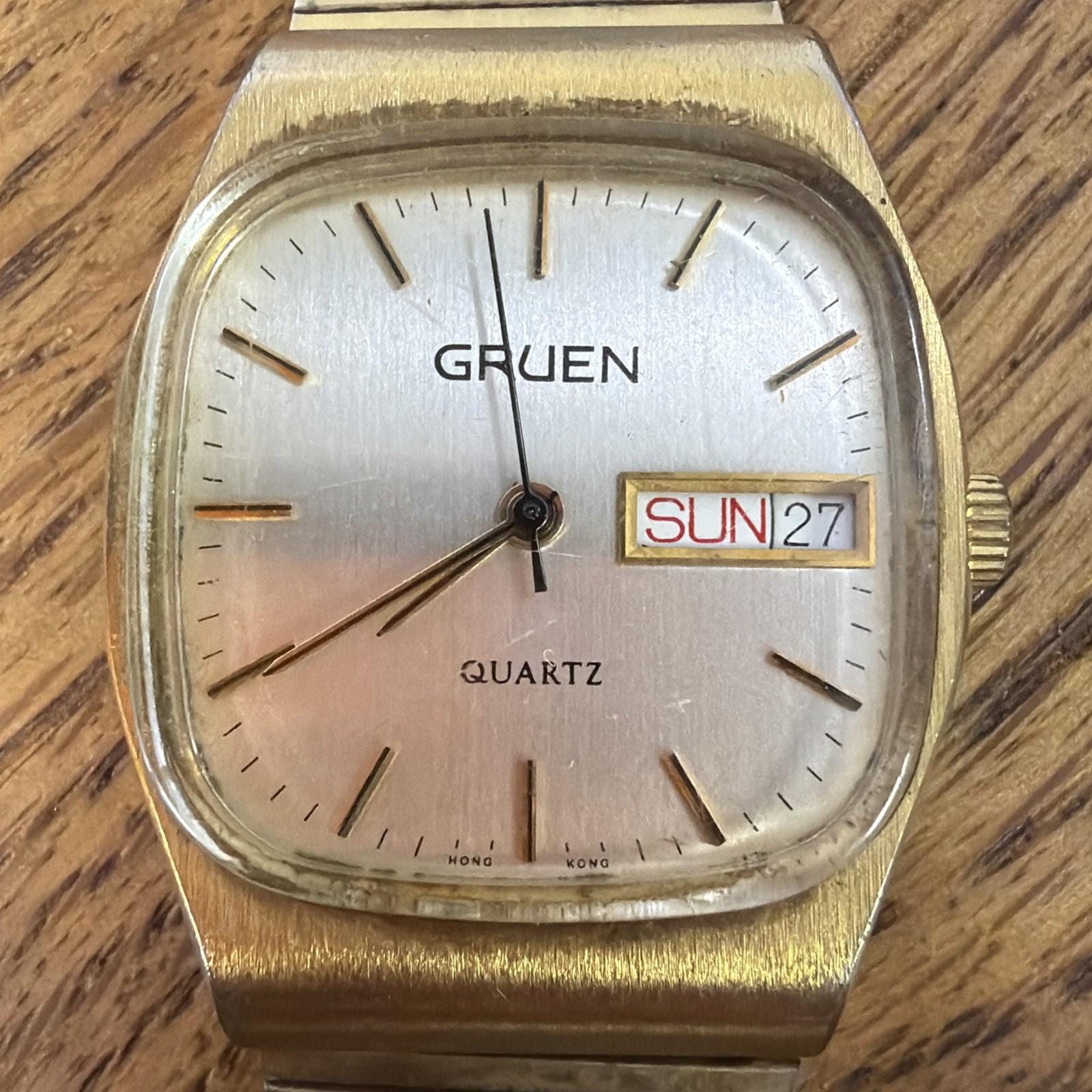 Vintage Gruen Quartz Gold Tone Day-Date Men\'s Wristwatch Expansion Band Japan Gruen Gold (Watch For Her) • Matte Gold Dial with Golden  main image 4