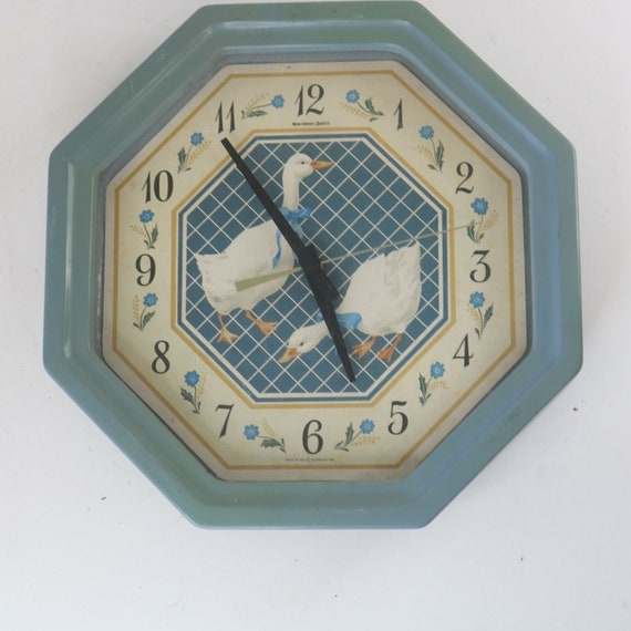 Vintage New Haven Quartz Burwood 1987 Wall Clock Etsy
